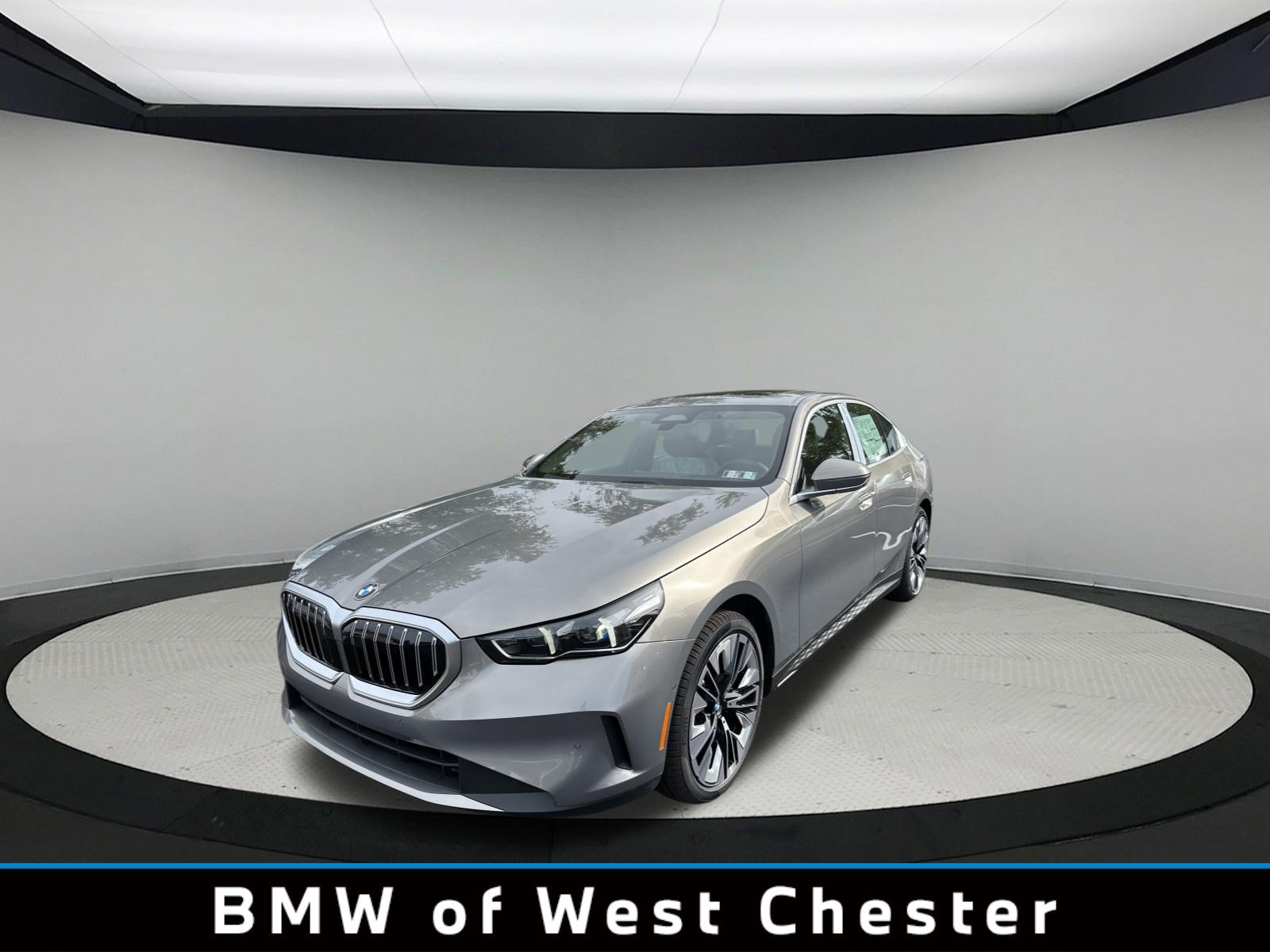 2027 BMW 530i xDrive Sedan