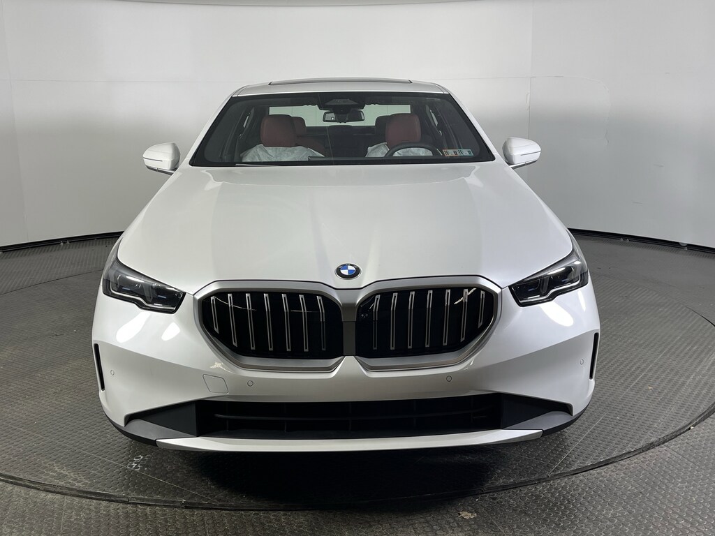 New 2026 BMW 530i xDrive Sedan