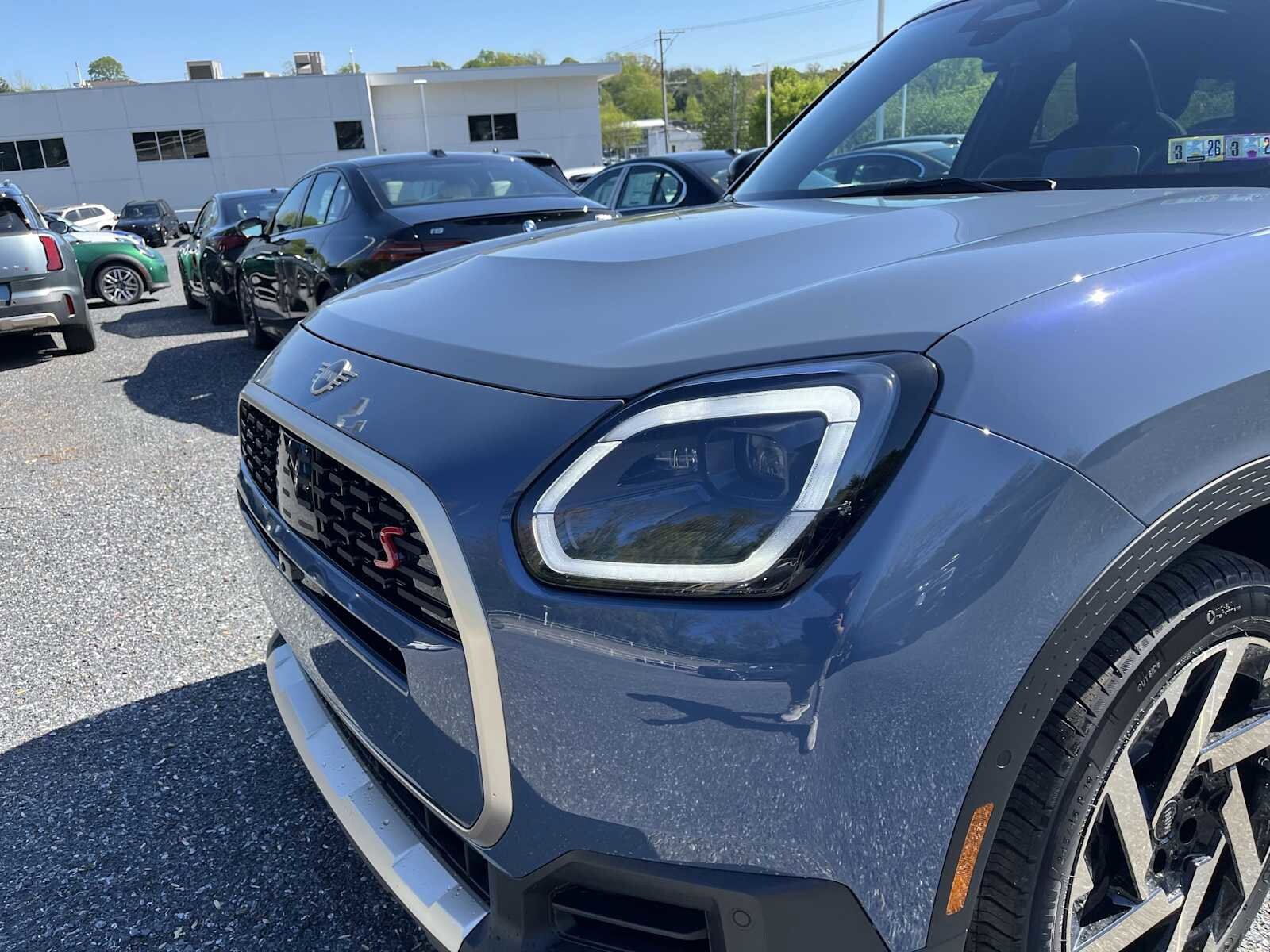 2025 Mini Cooper S ALL4 photo 4