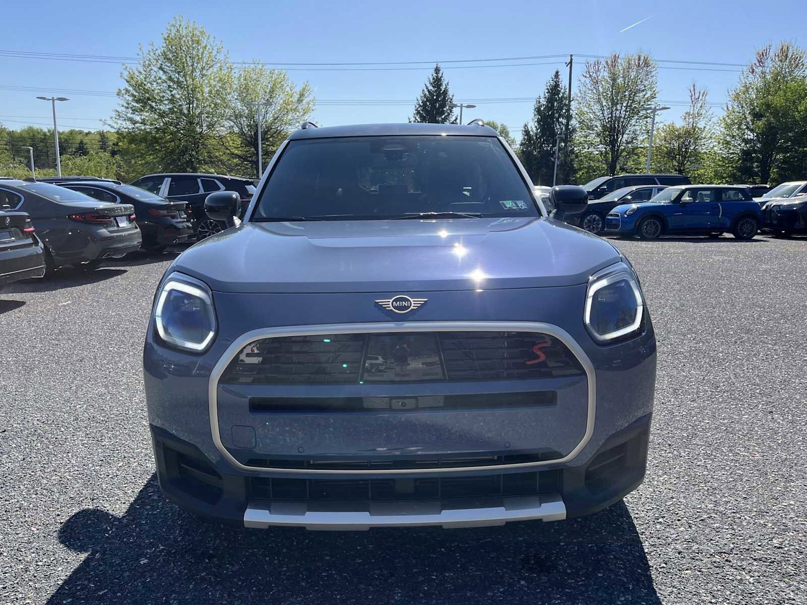 2025 Mini Cooper S ALL4 photo 2