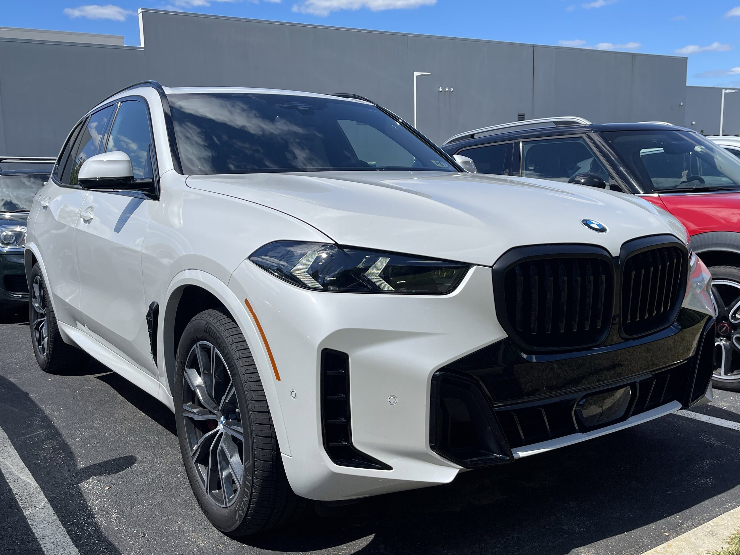 2026 Bmw X5 xDrive40i photo 2
