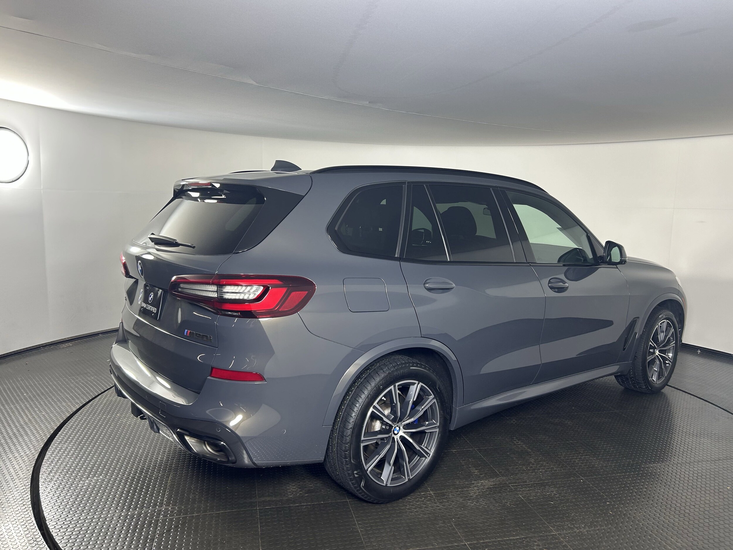 2023 Bmw X5 M50i photo 4