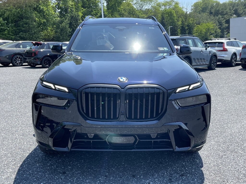 New 2027 BMW X7 xDrive40i SUV