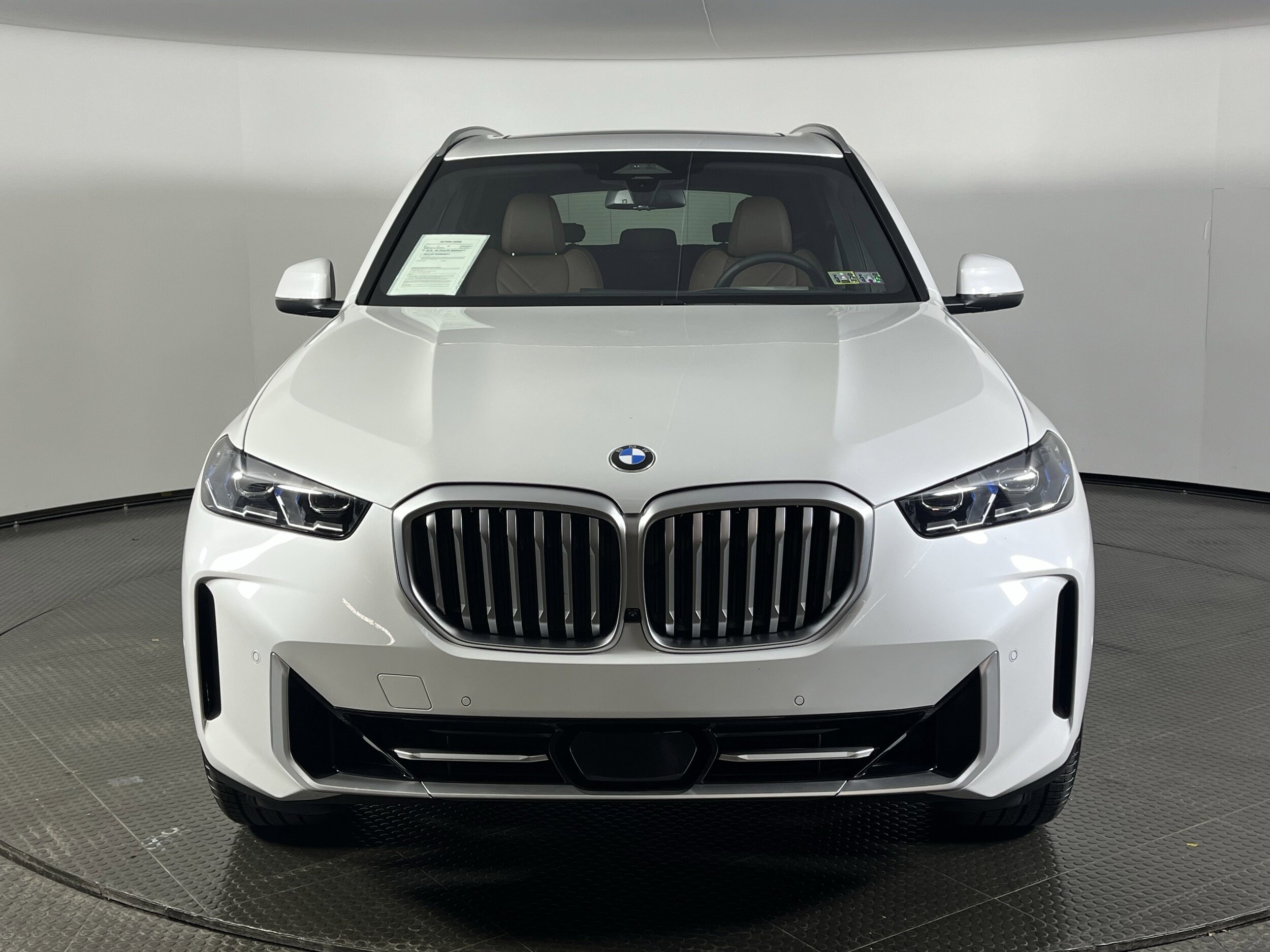 2026 Bmw X5 xDrive40i photo 2