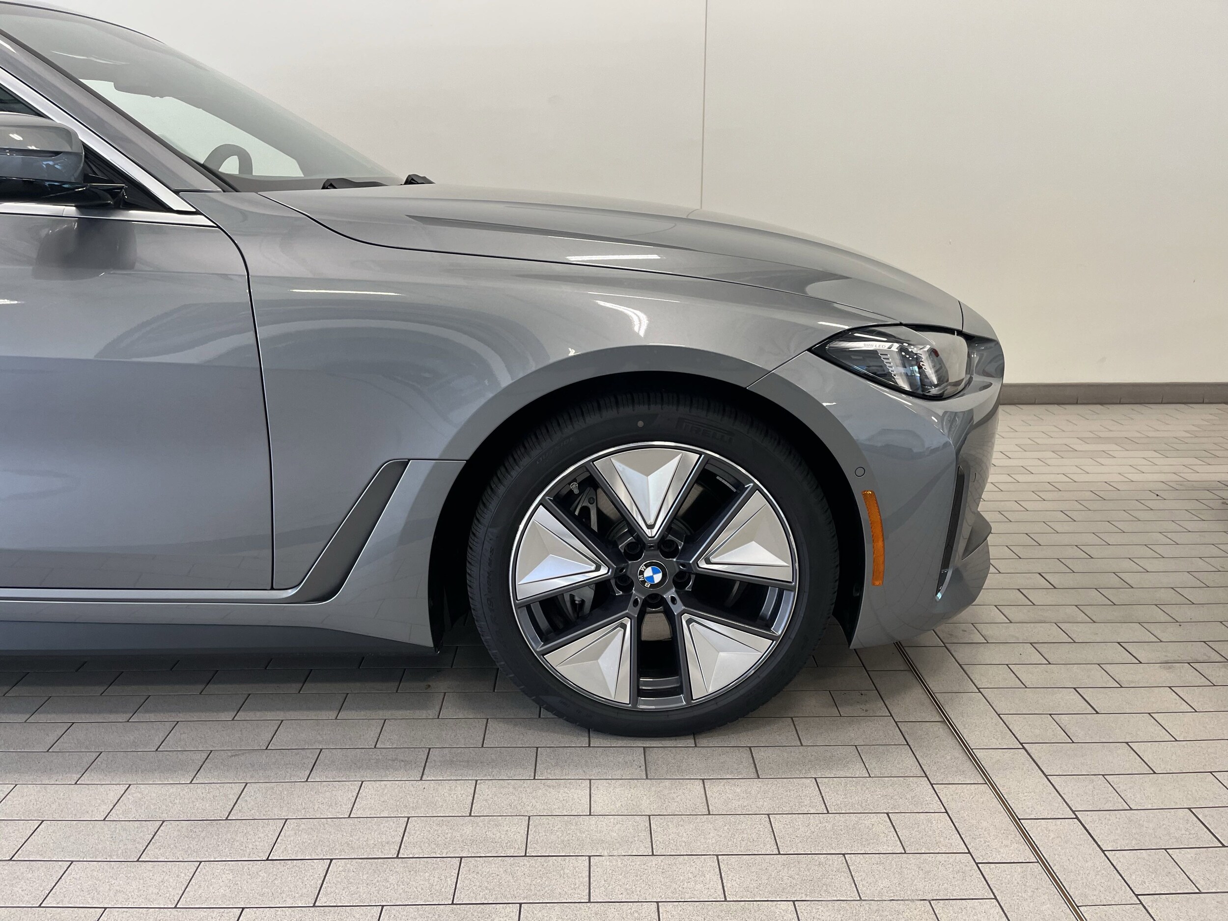 2025 Bmw i4 xDrive40 photo 4