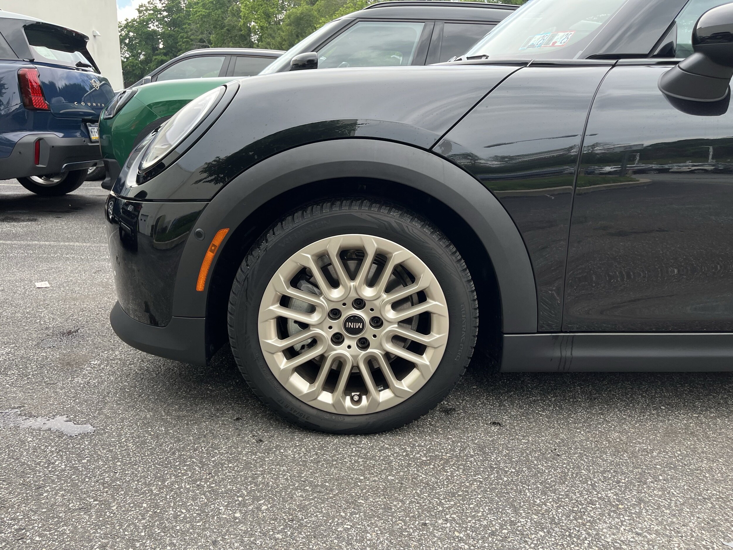 2025 Mini Cooper S Hardtop 2 Door photo 4