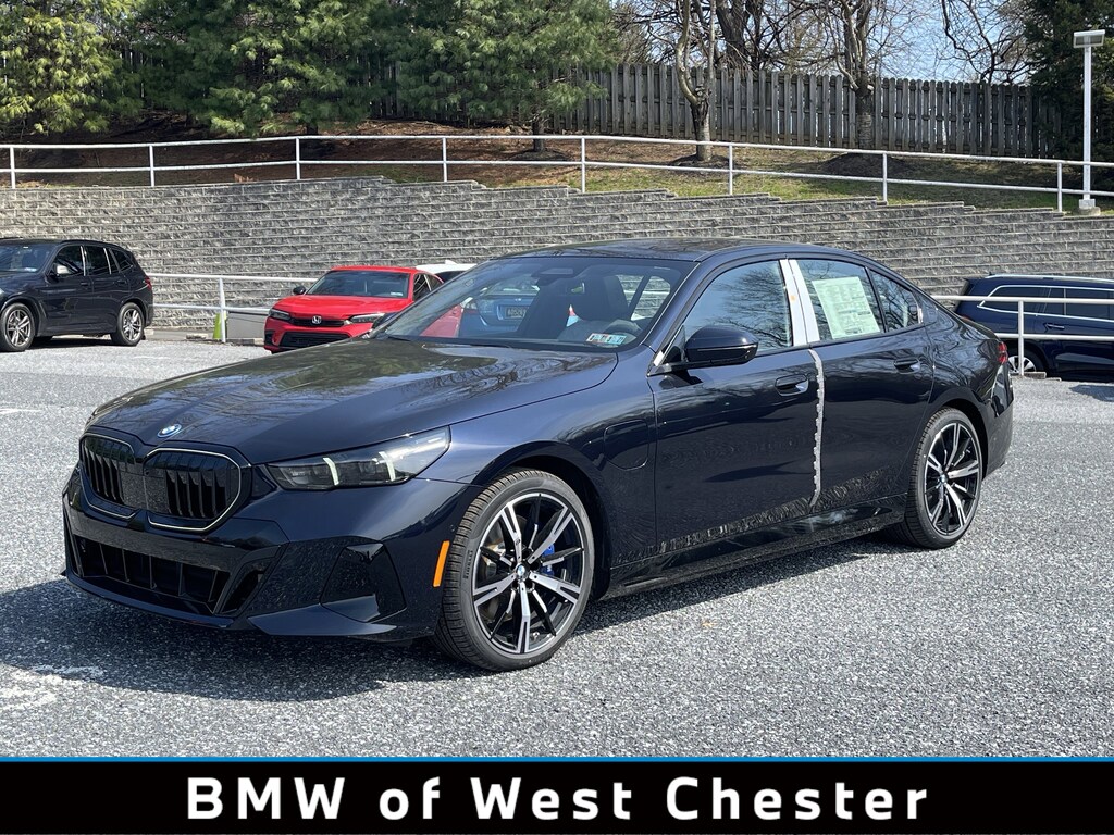 New 2026 BMW 550e xDrive Sedan