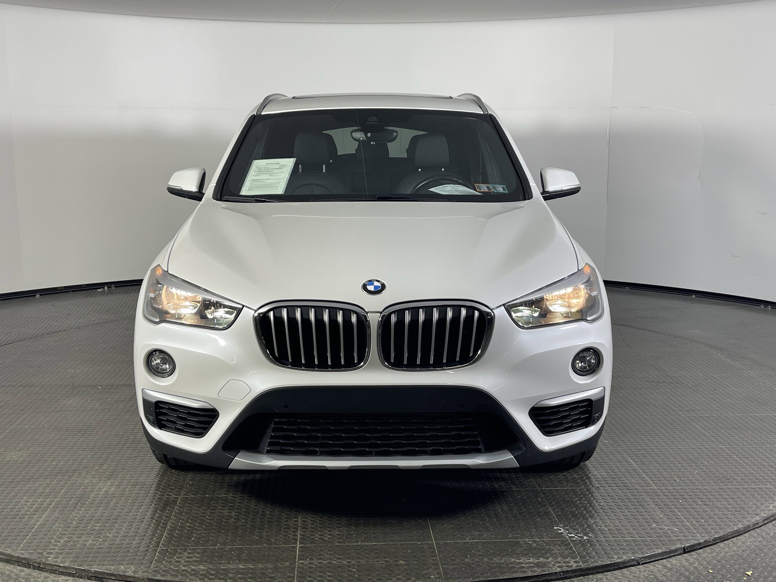 2019 Bmw X1 XDrive28i photo 2