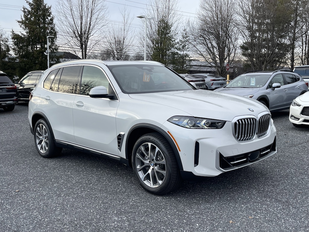New 2026 BMW X5 xDrive40i SUV