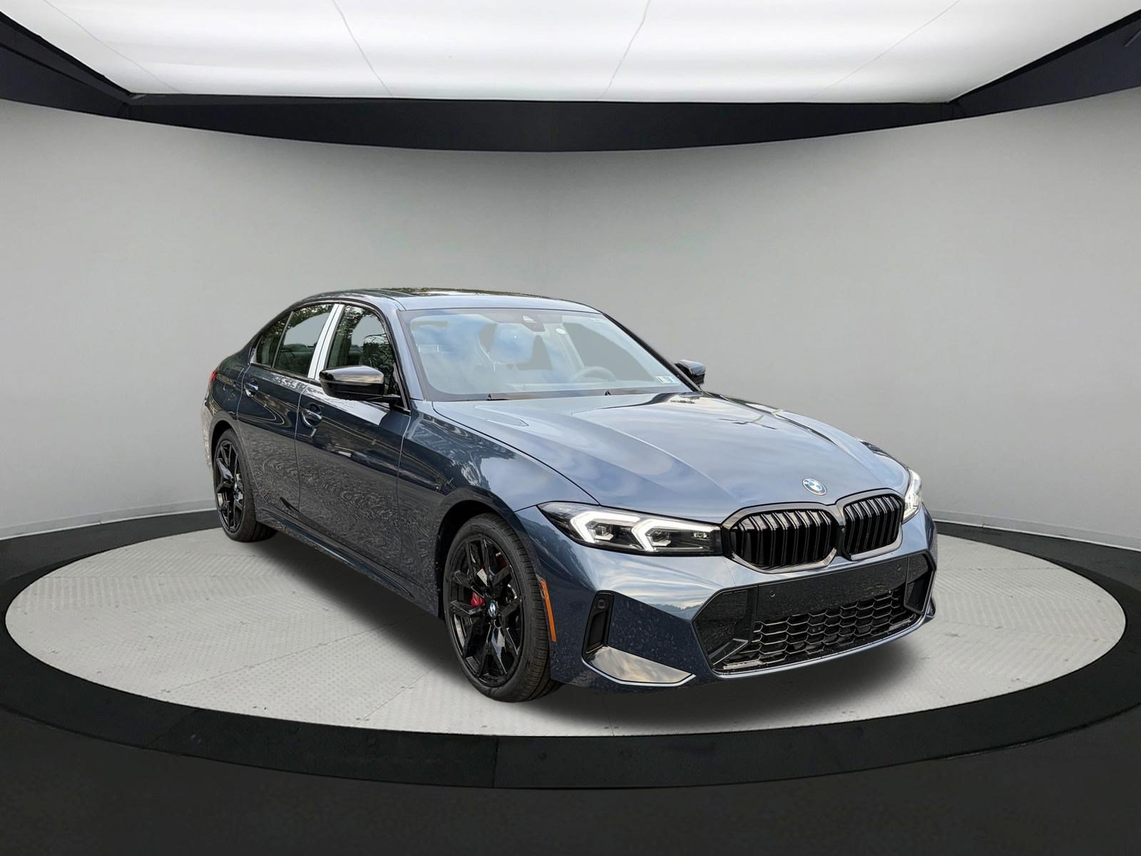 New 2026 BMW 330i xDrive Sedan