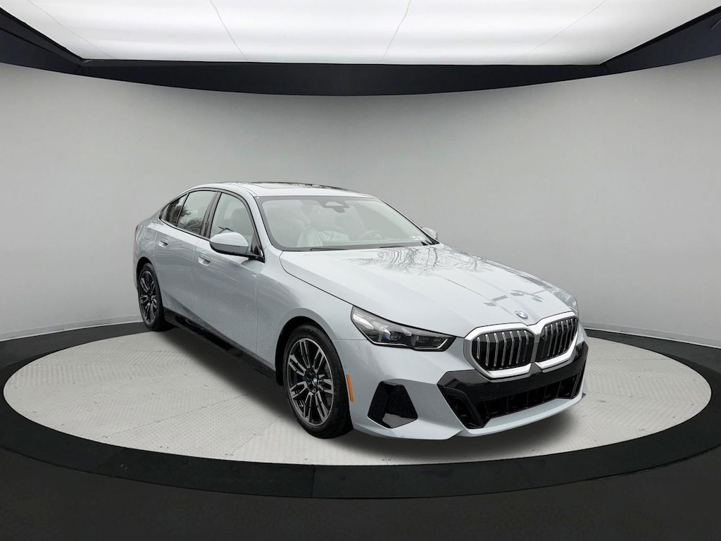 New 2026 BMW 530i xDrive Sedan