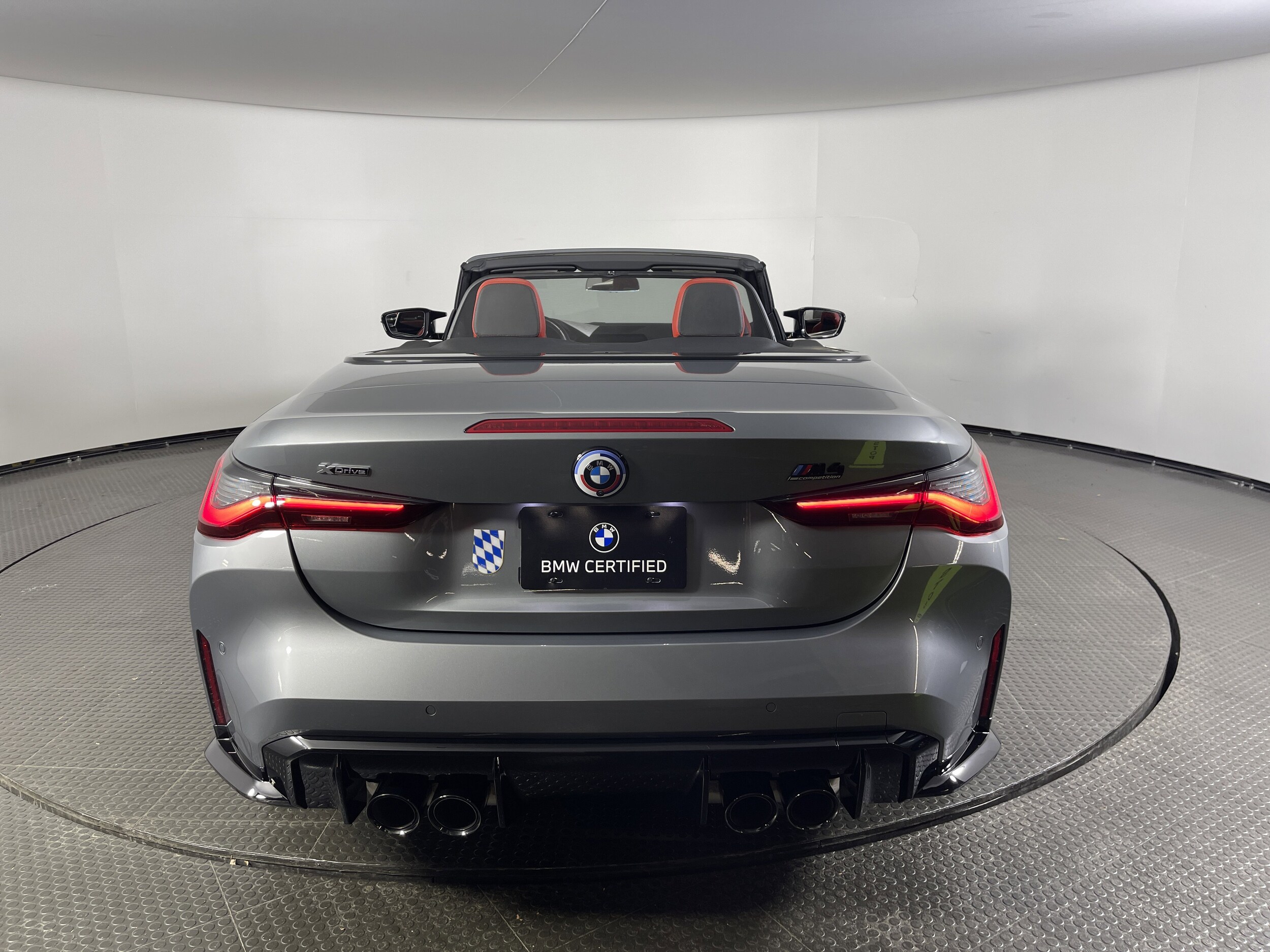 2023 Bmw M4 Convertible photo 2
