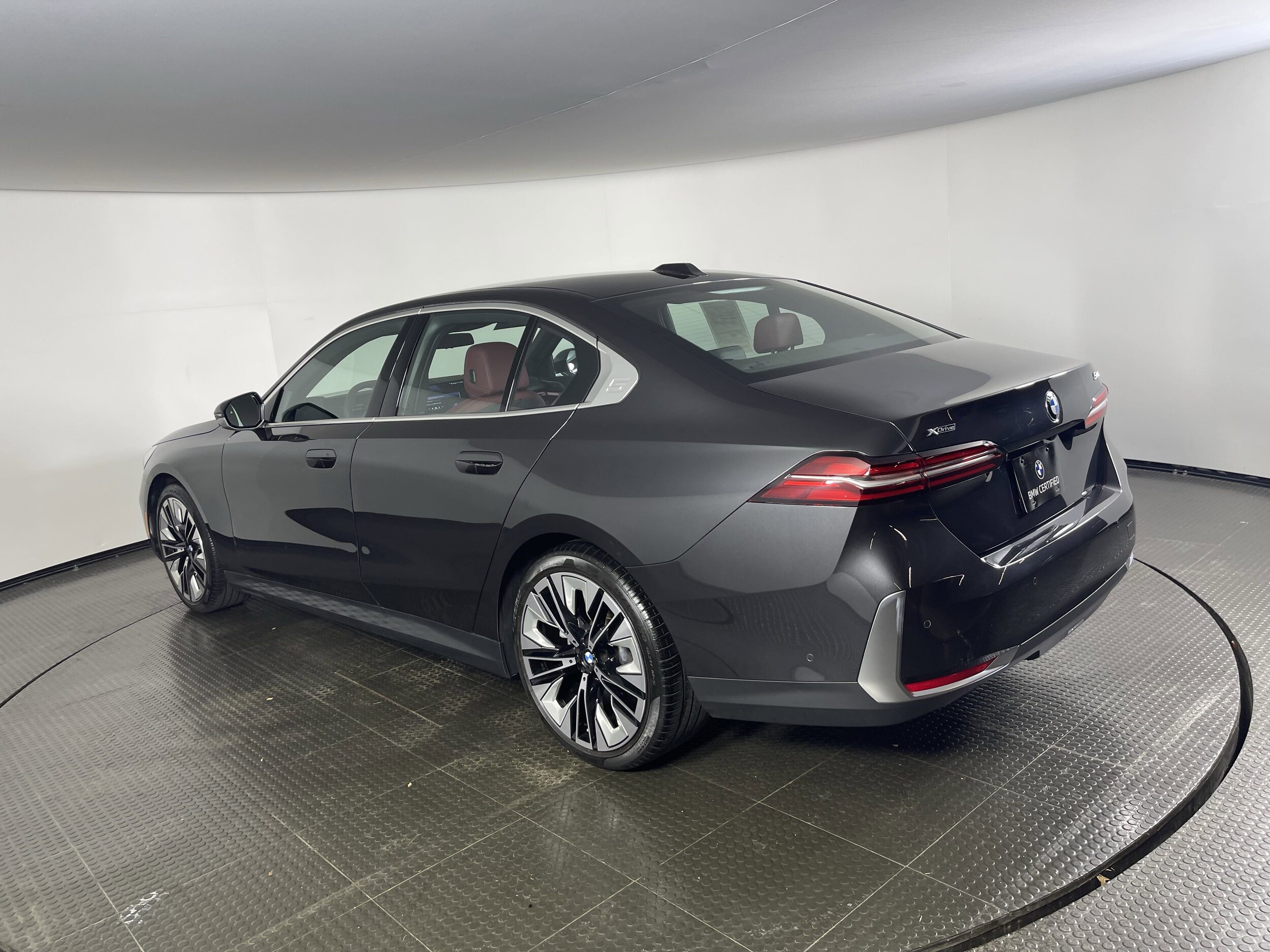 2024 Bmw 540i 540i xDrive photo 3