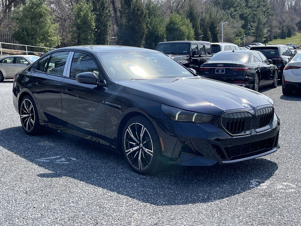 New 2026 BMW 550e xDrive Sedan