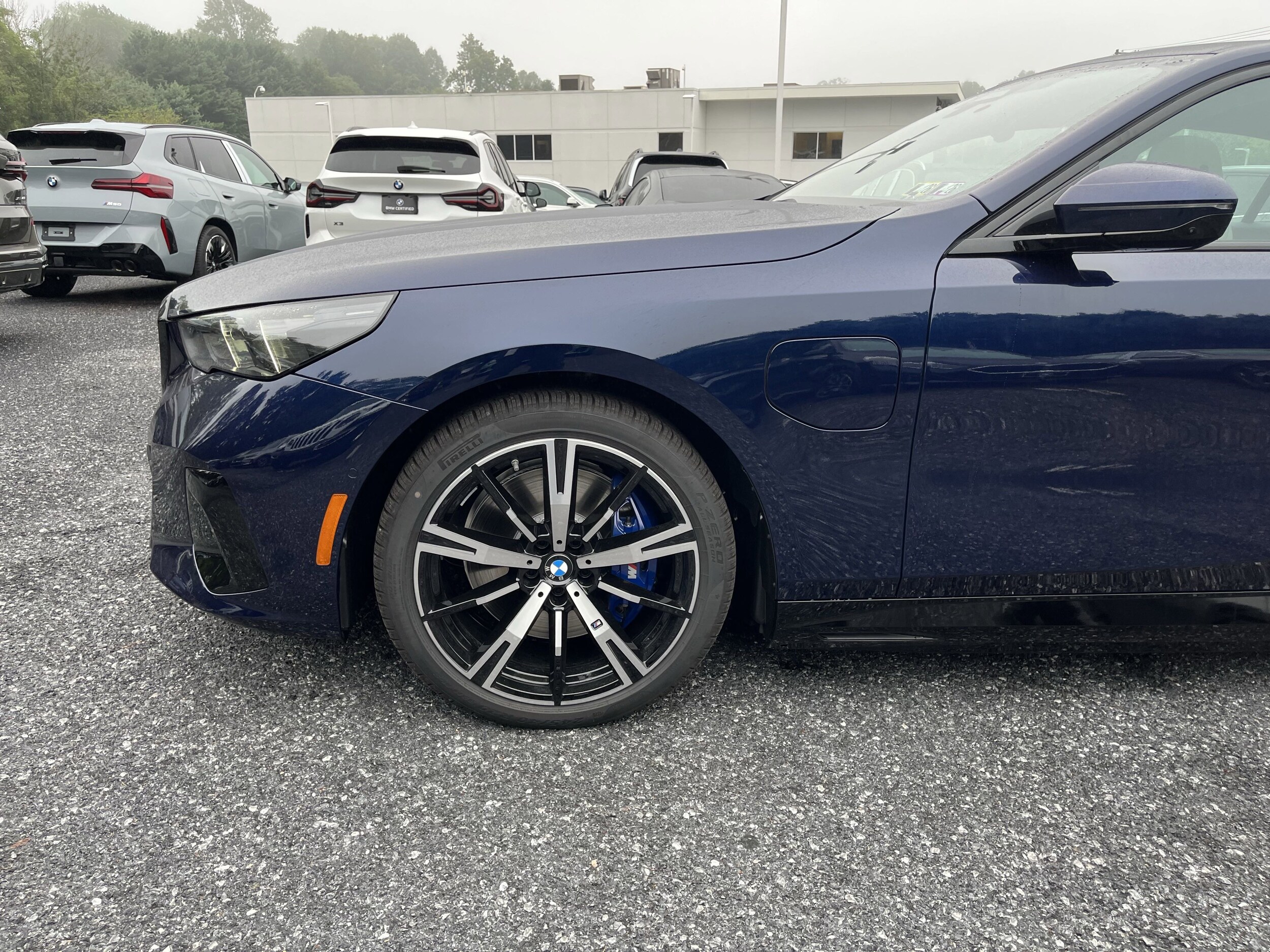 2026 Bmw 550e 550e xDrive photo 4