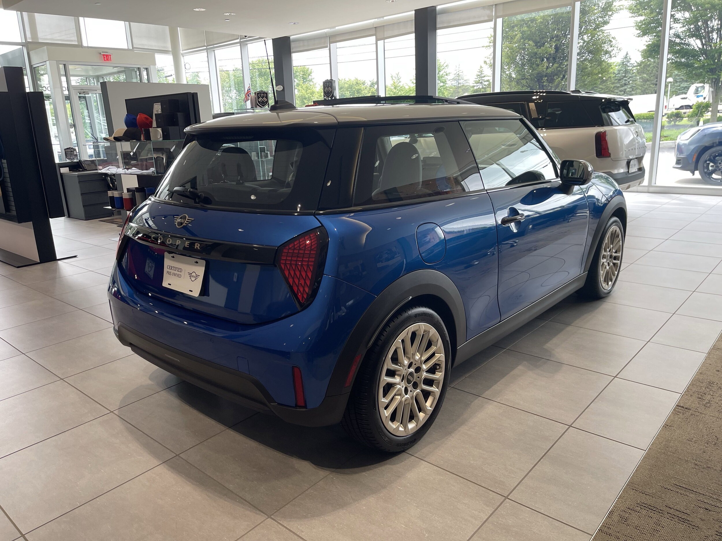 2025 Mini Cooper Hardtop 2 Door photo 4