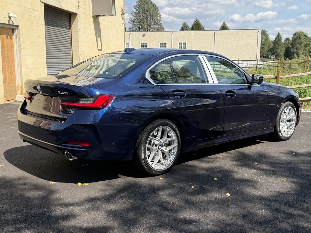 New 2026 BMW 330i xDrive Sedan