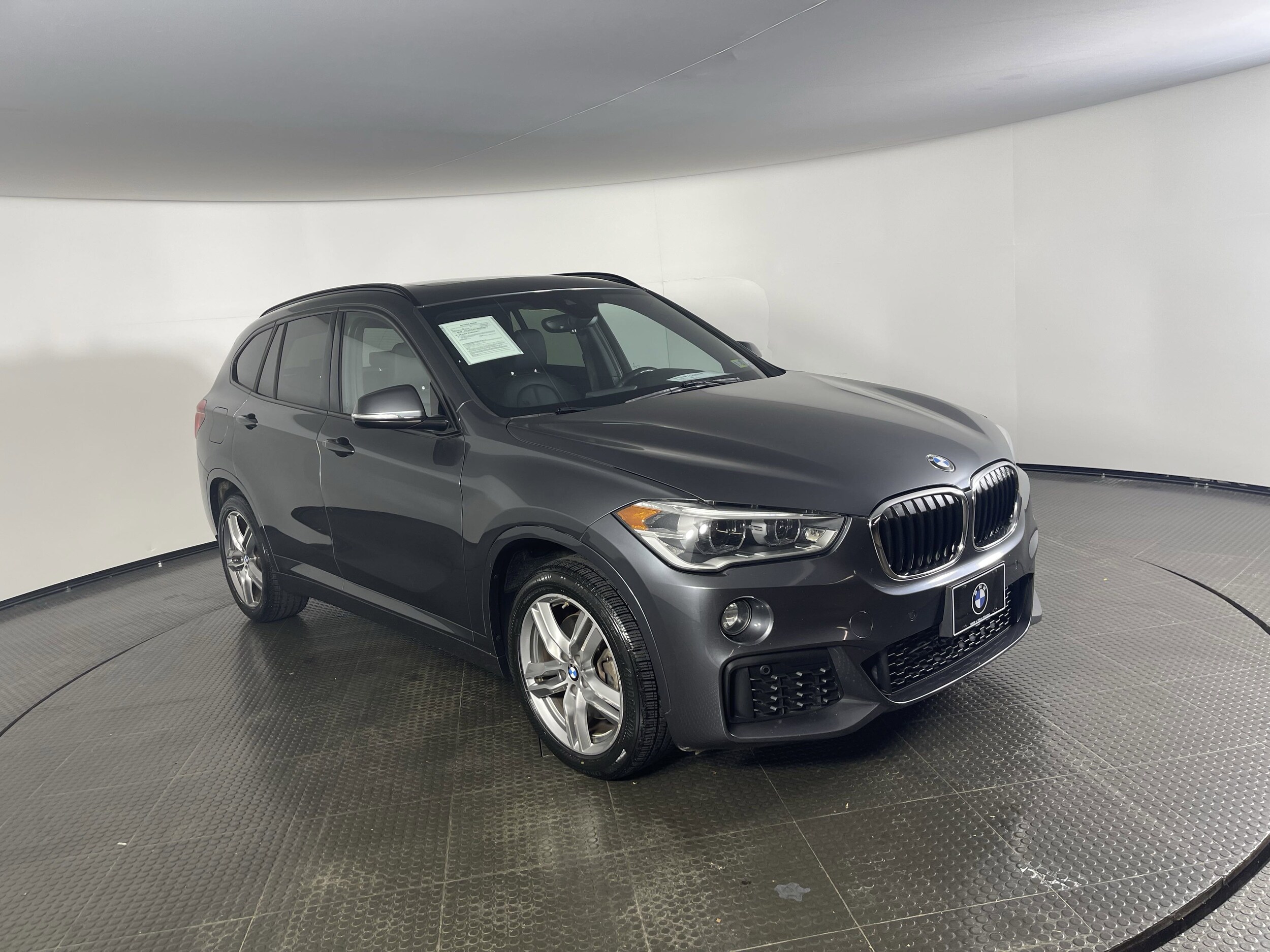 2019 Bmw X1 XDrive28i photo 2