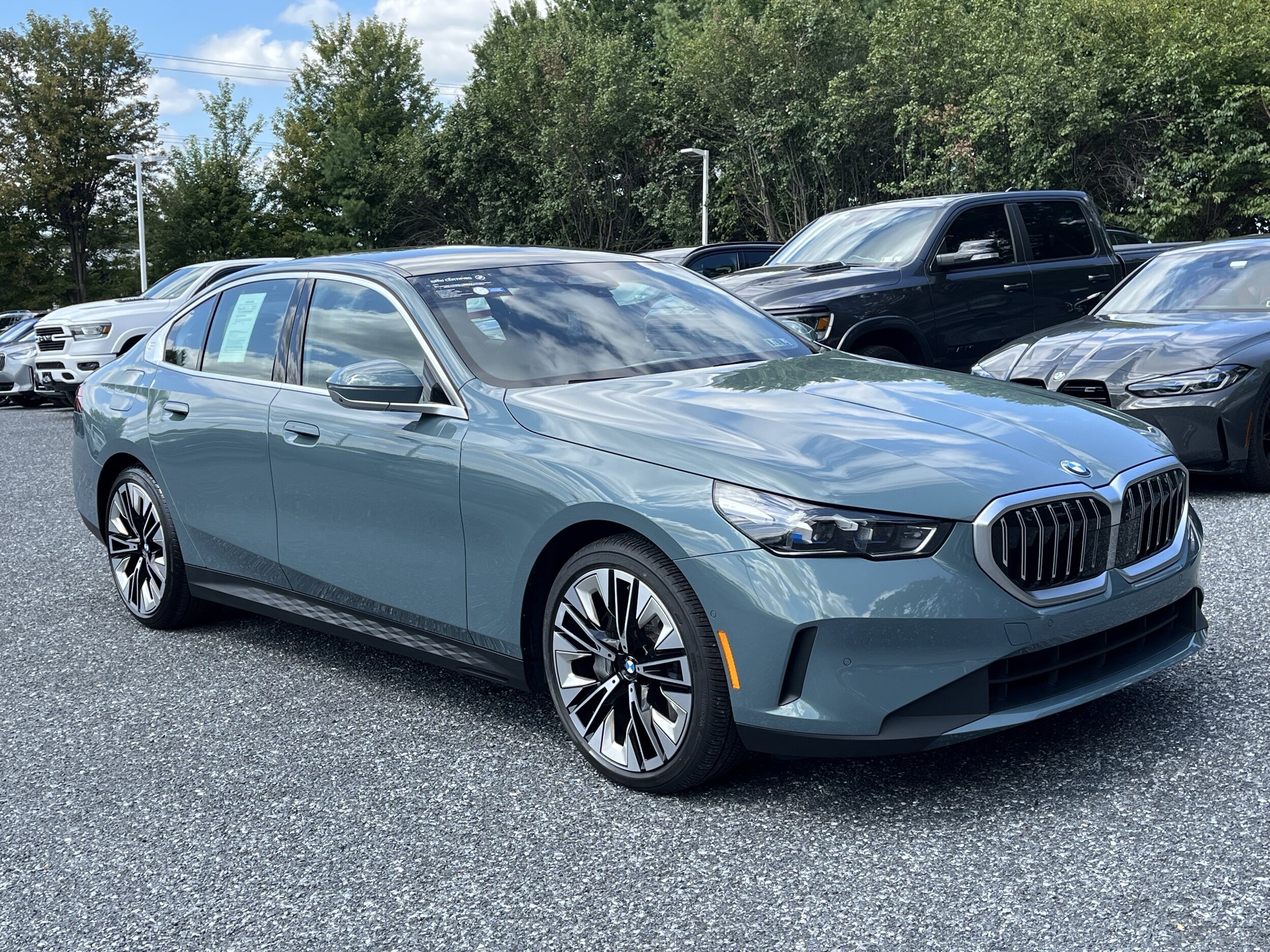 2025 Bmw 540i xDrive photo 3