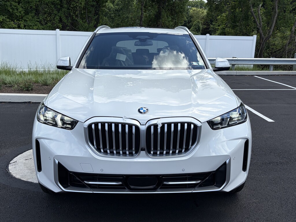 New 2026 BMW X5 xDrive40i SUV