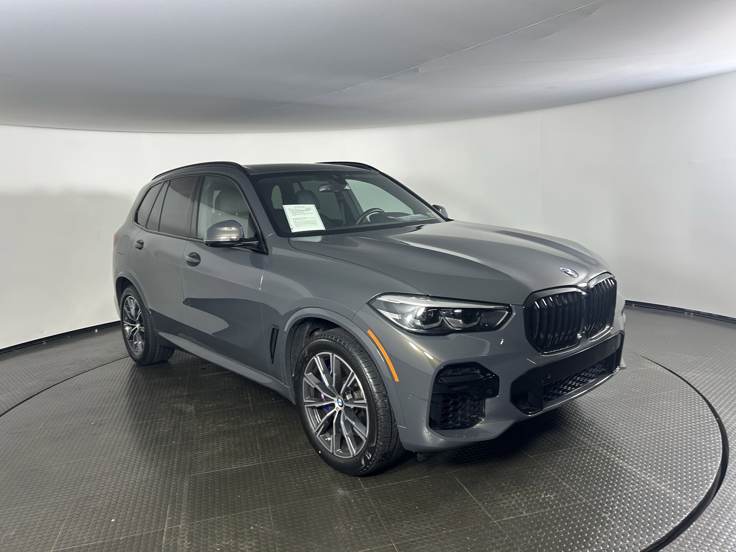 2023 Bmw X5 M50i photo 2