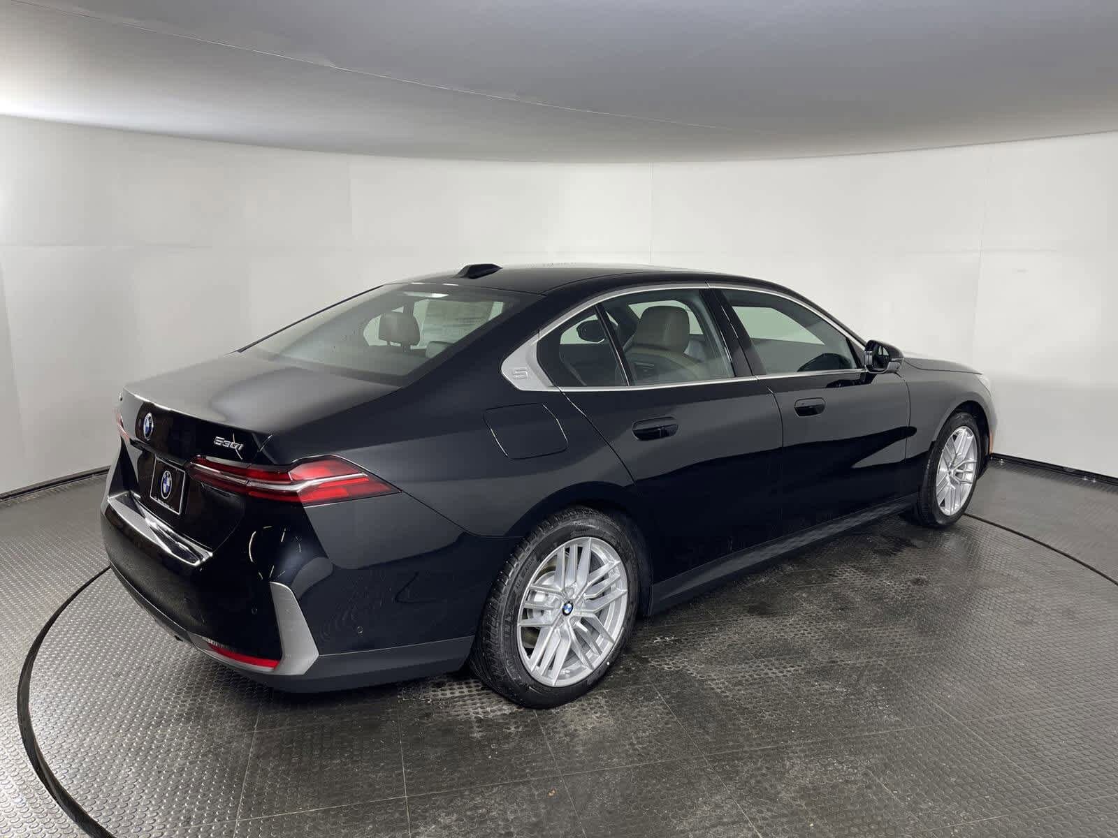 2025 Bmw 530i 530i xDrive photo 3
