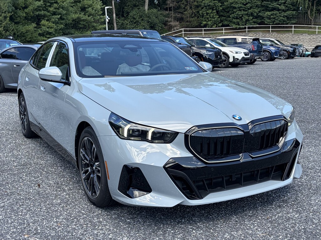 New 2027 BMW 530i xDrive Sedan