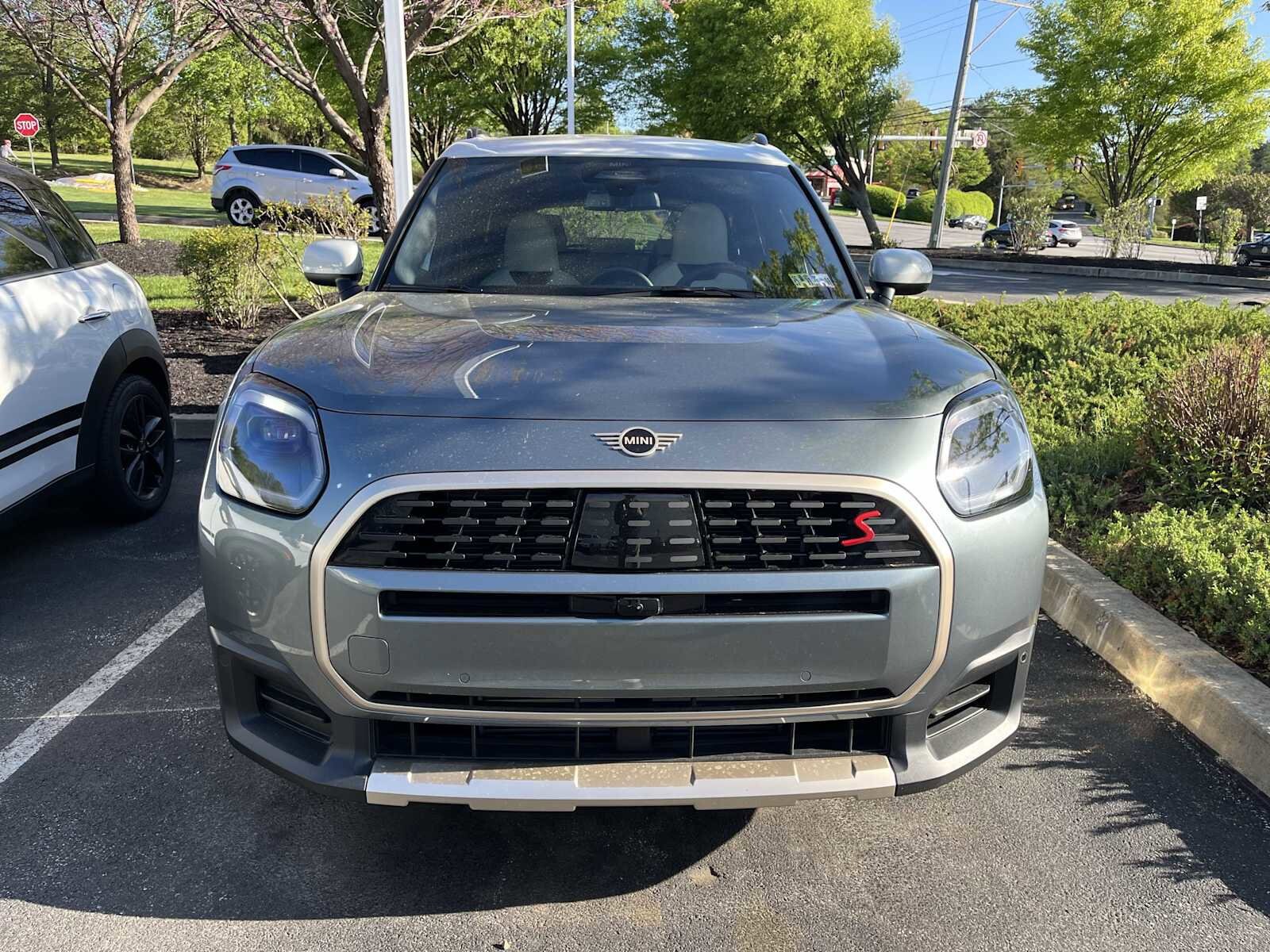 2025 Mini Cooper S ALL4 photo 2