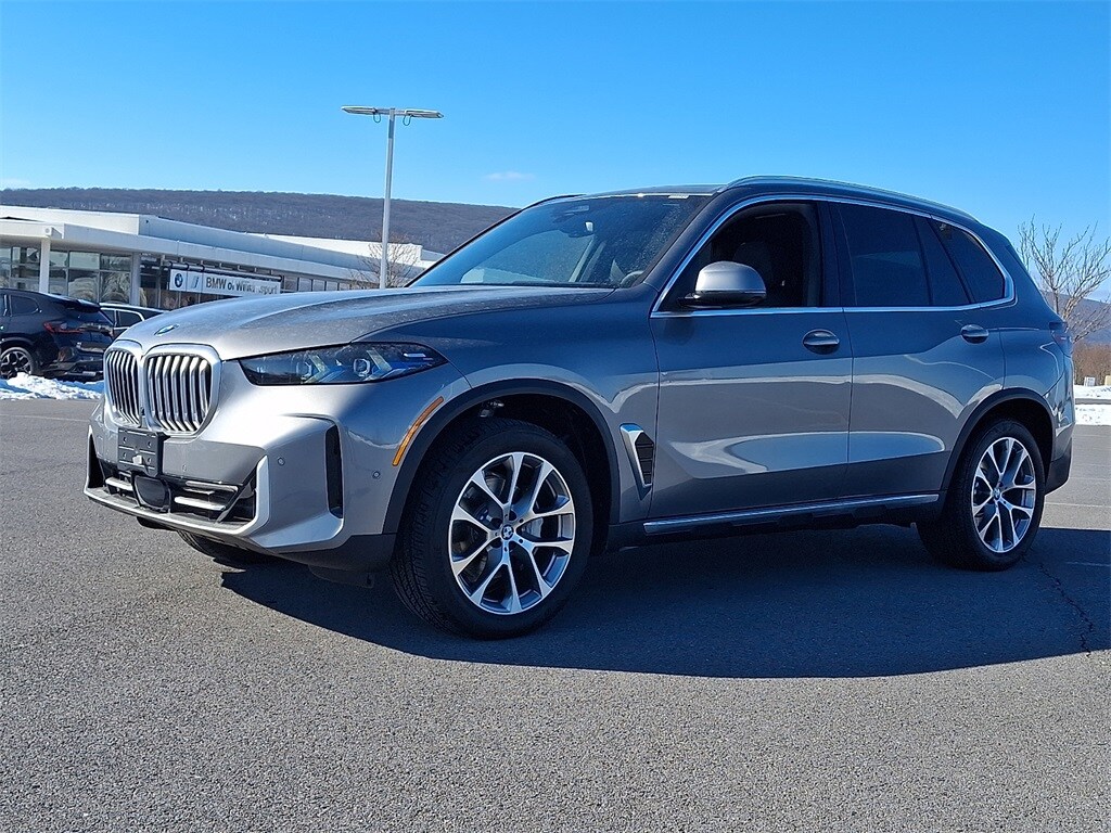 New 2026 BMW X5 xDrive40i SUV