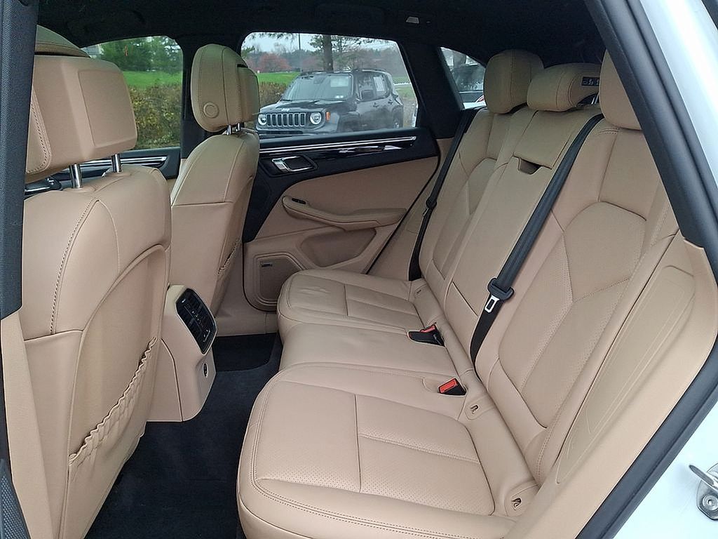 2024 Porsche Macan Base - Photo 14