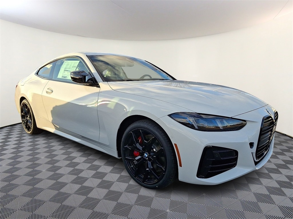 2026 BMW 4 Series M440i's photo