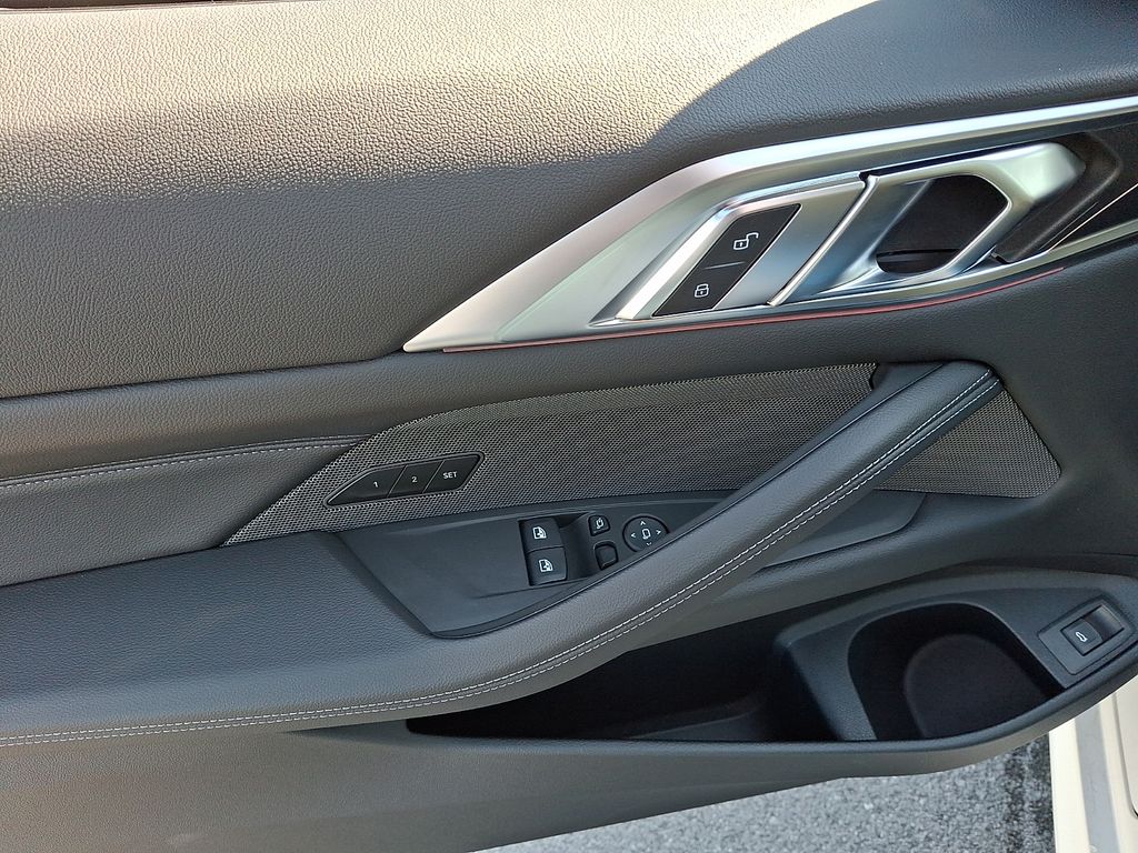 2026 BMW 4 Series M440i - Photo 7