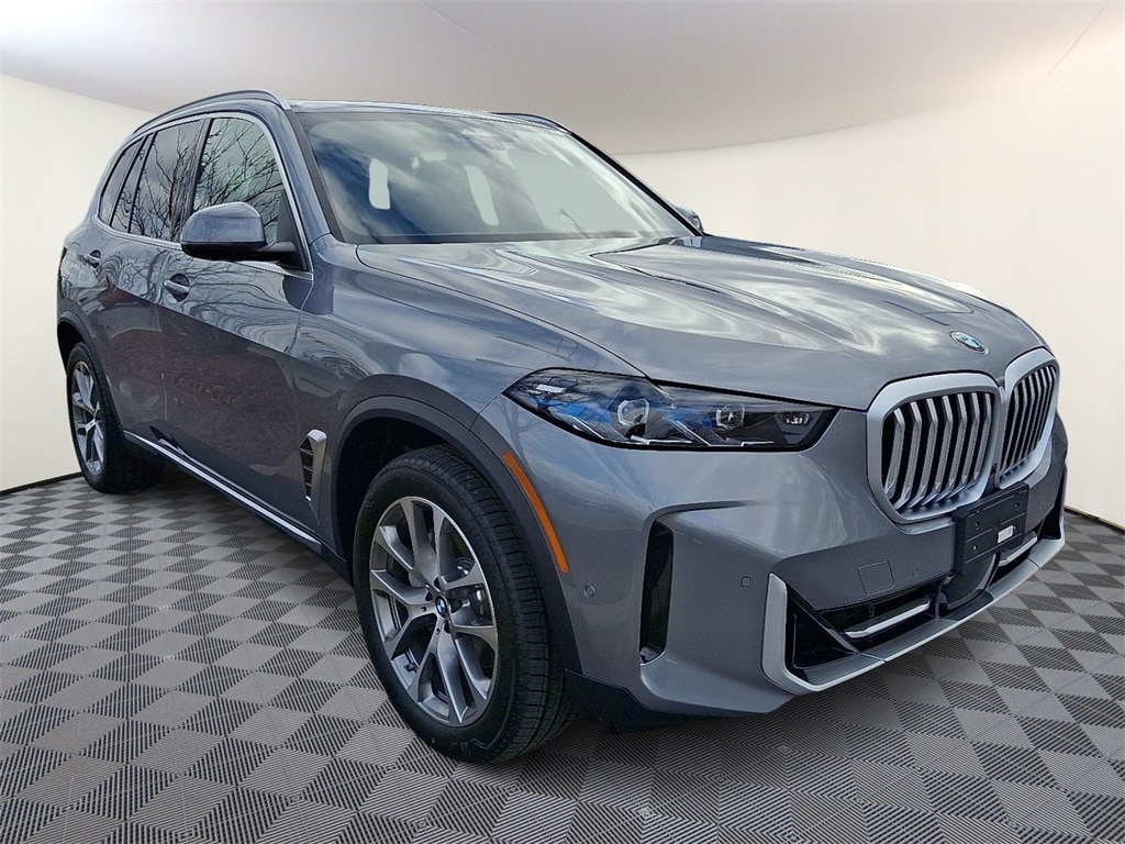 2026 BMW X5 40i's photo