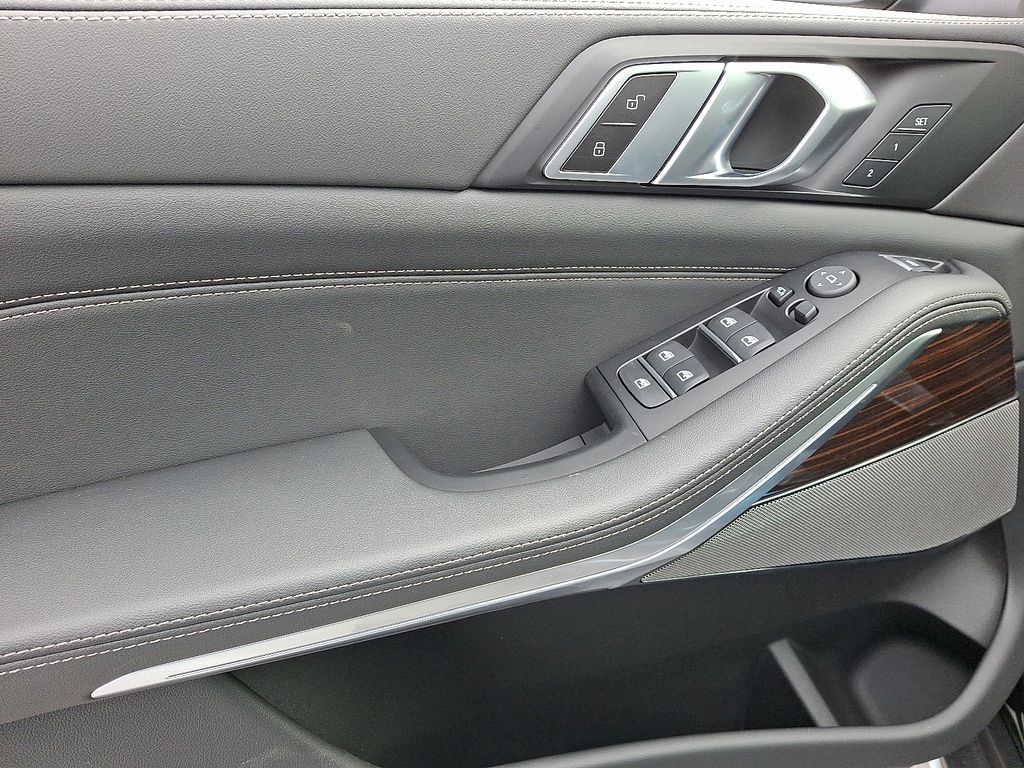 2026 BMW X5 40i - Photo 6