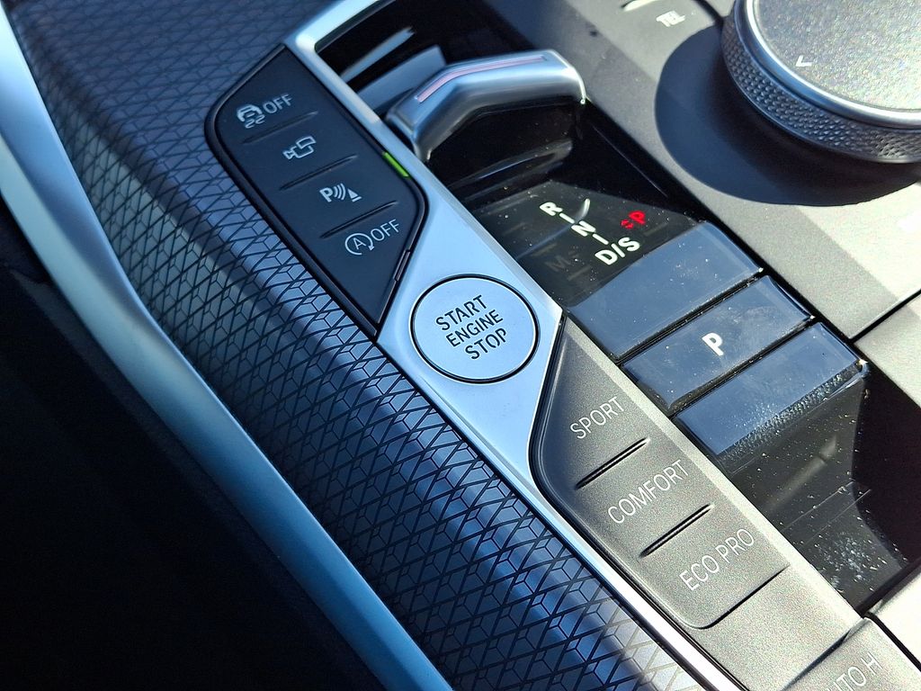 2026 BMW 4 Series M440i - Photo 16