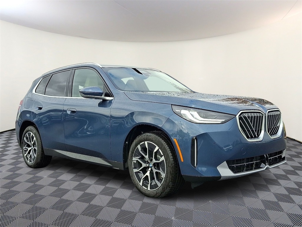 2026 BMW X3 30's photo