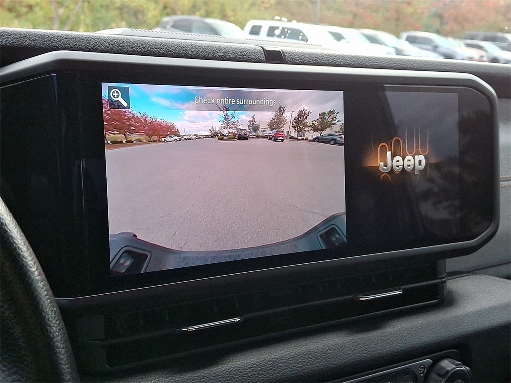 Used 2025 Jeep Gladiator Nighthawk Truck