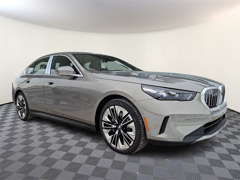 New 2026 BMW 5 Series 530i xDrive Sedan