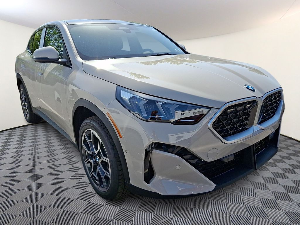 2026 BMW X2 xDrive28i's photo