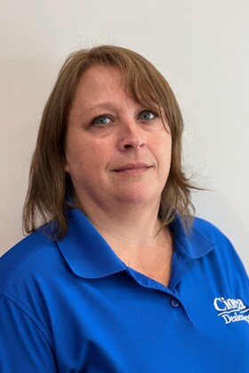 Staff member Shannon Cerquozzi from ID_d57f718e99db