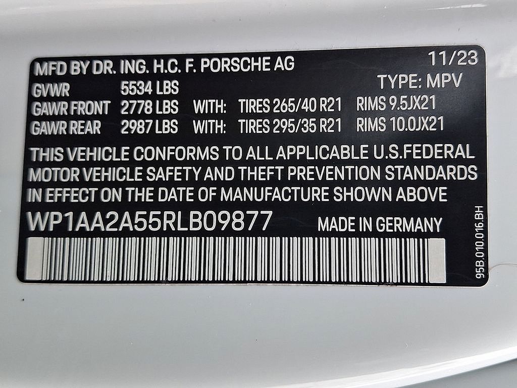 2024 Porsche Macan Base - Photo 28