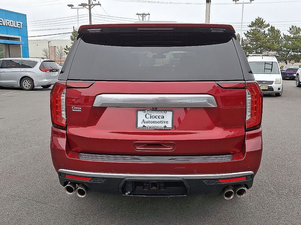 2022 GMC Yukon Denali - Photo 9