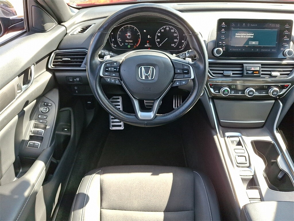 2022 Honda Accord Sport 2.0T photo 2