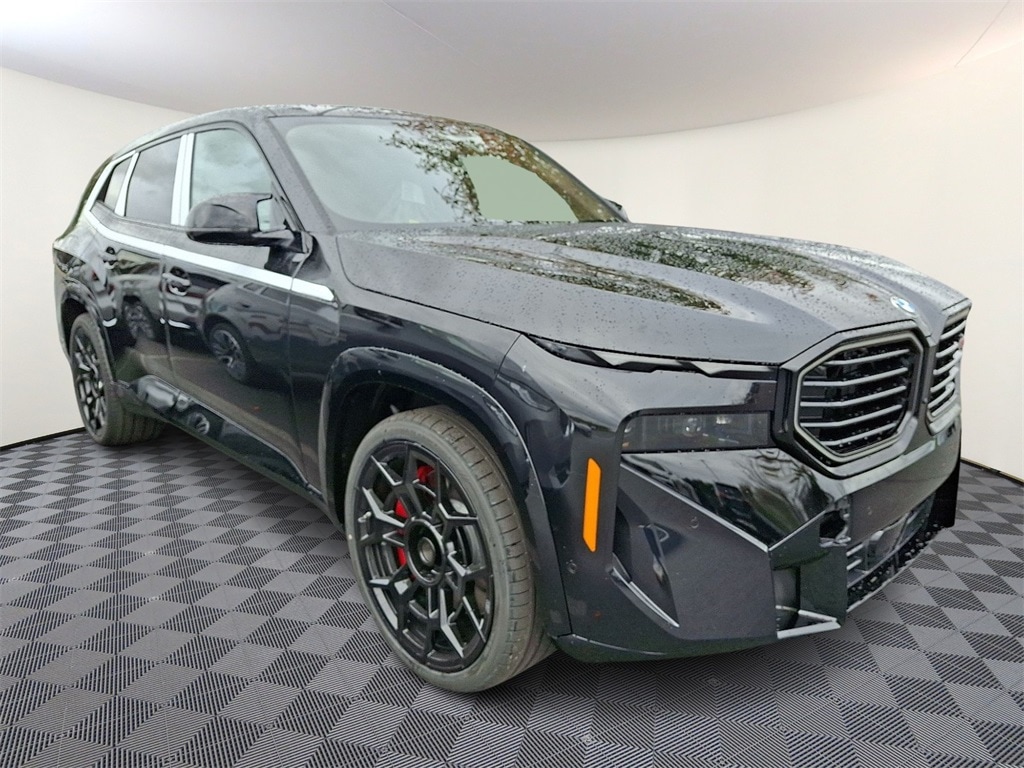 2026 BMW XM Base's photo