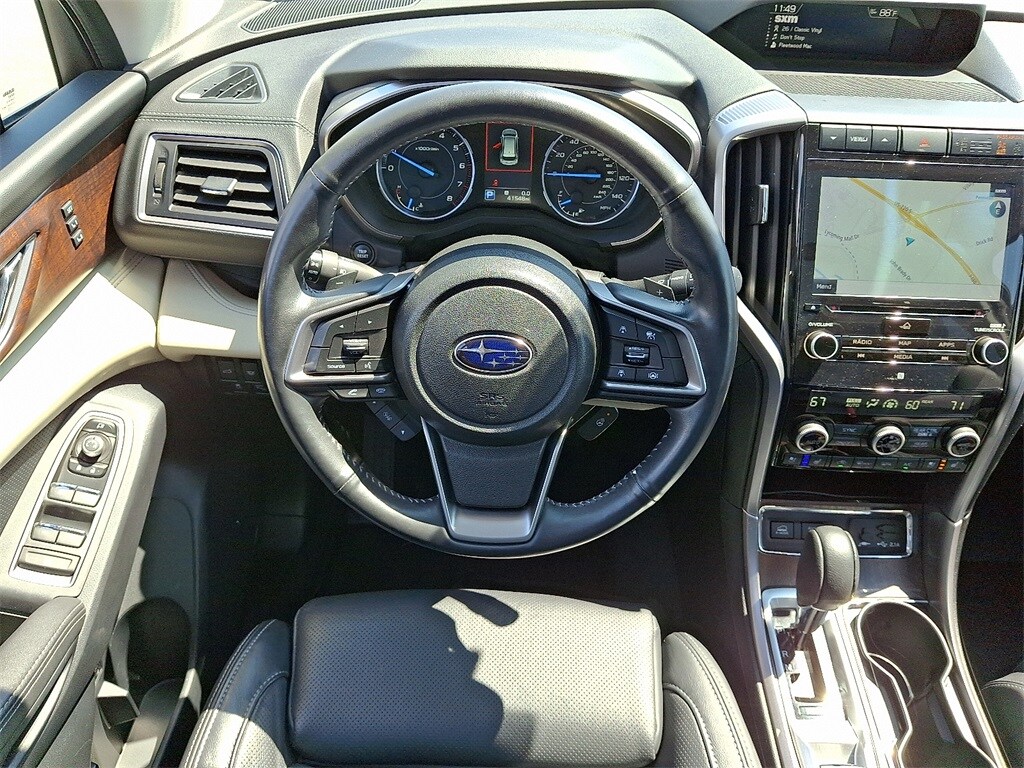 2022 Subaru Ascent Touring photo 2