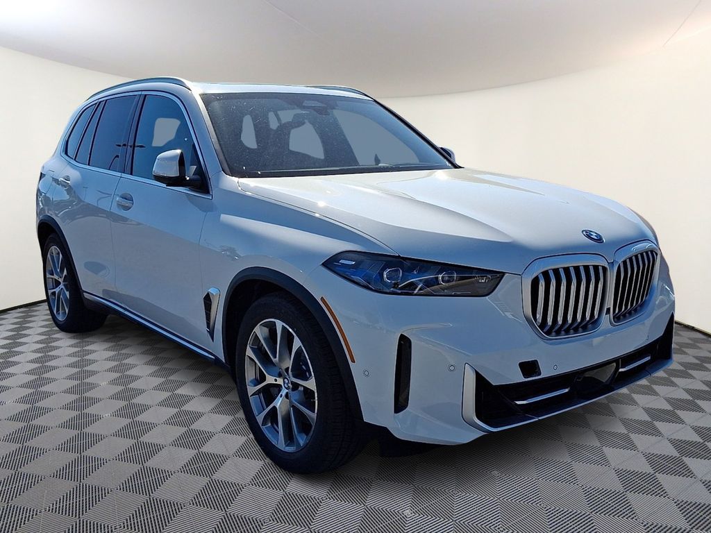 2026 BMW X5 xDrive50e's photo