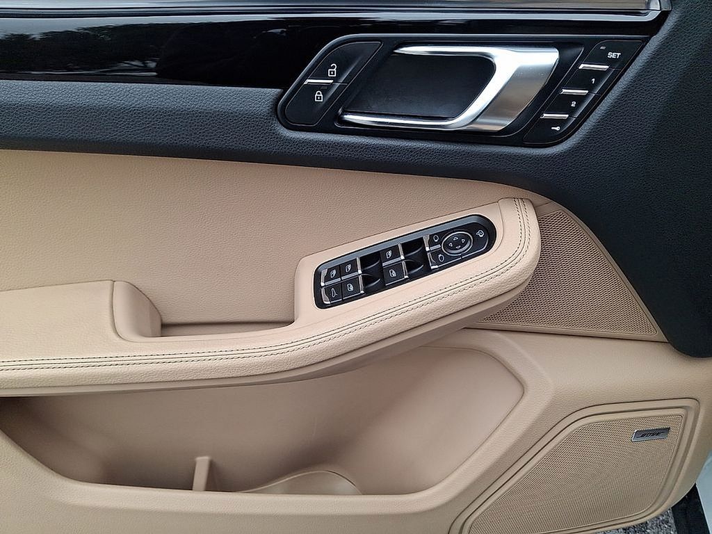 2024 Porsche Macan Base - Photo 15