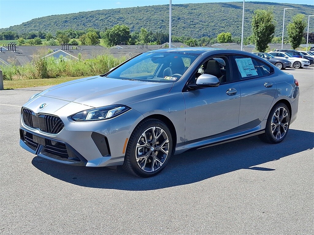 2025 Bmw 228i Coupe photo 2