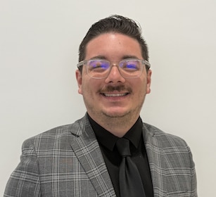 Staff member Nicholas Johnson from ID_190b9fc30df7