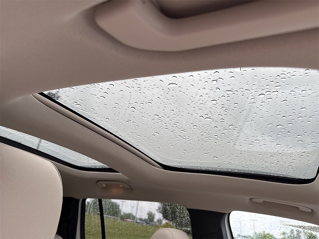 2021 Mercedes Benz GLB 250 4MATIC photo 4